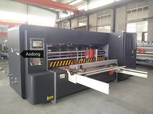 ISO9001 Automatyczna fabryka pudeł z tektury falistej, maszyna do produkcji kartonów